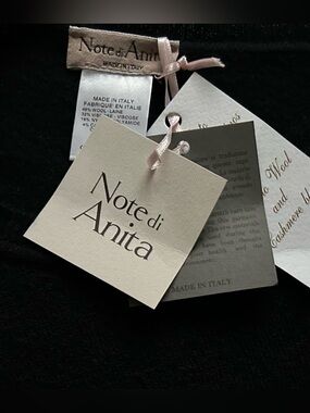 NWT- Note di Anita Crew Neck Cashmere, Marino Wool Poncho